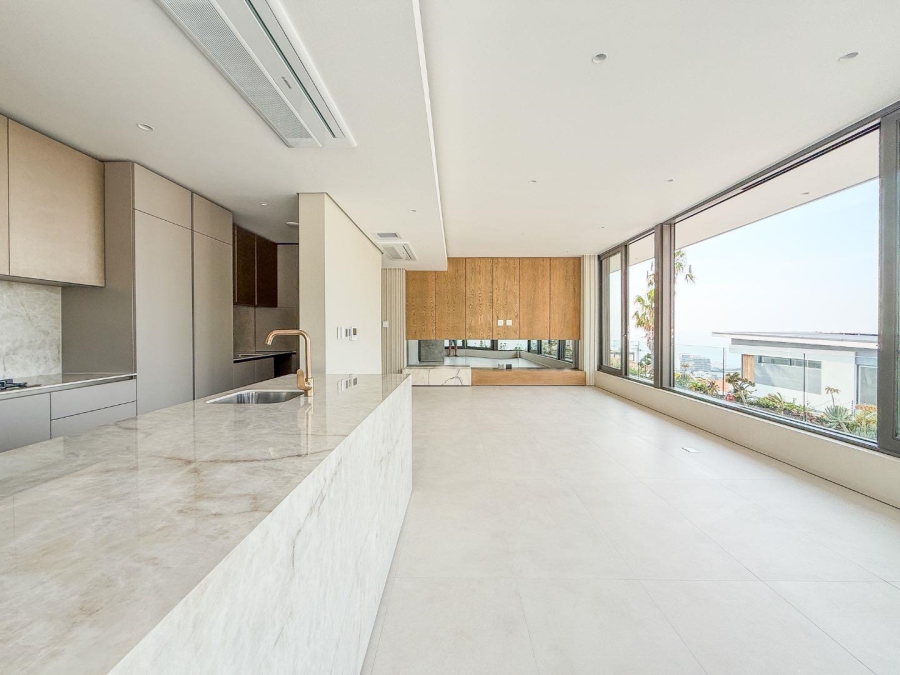 3 Bedroom Property for Sale in Fresnaye Western Cape